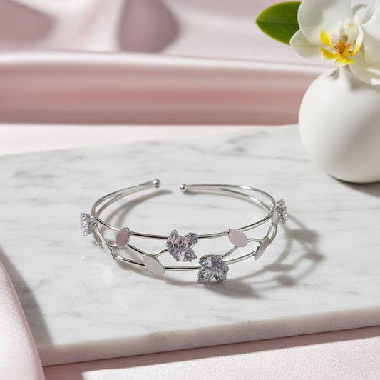 Adjustable Rhodium Leaf Bracelete - Opal Touch