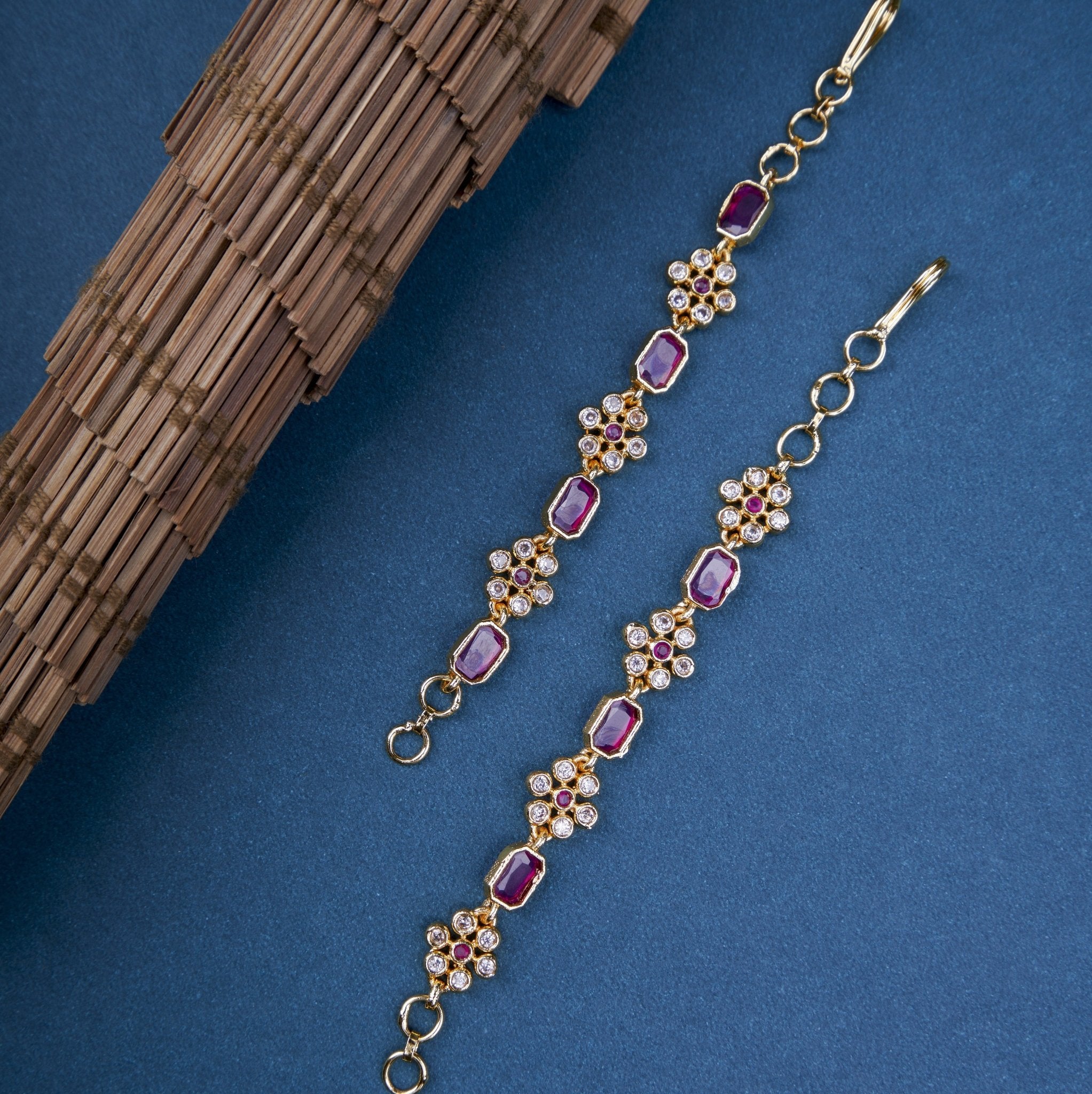 Opal Touch - Alluring Red-White Ear Chain - Ear chain (Matil)