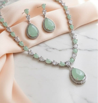 Amethyst Shine Necklace - Opal Touch