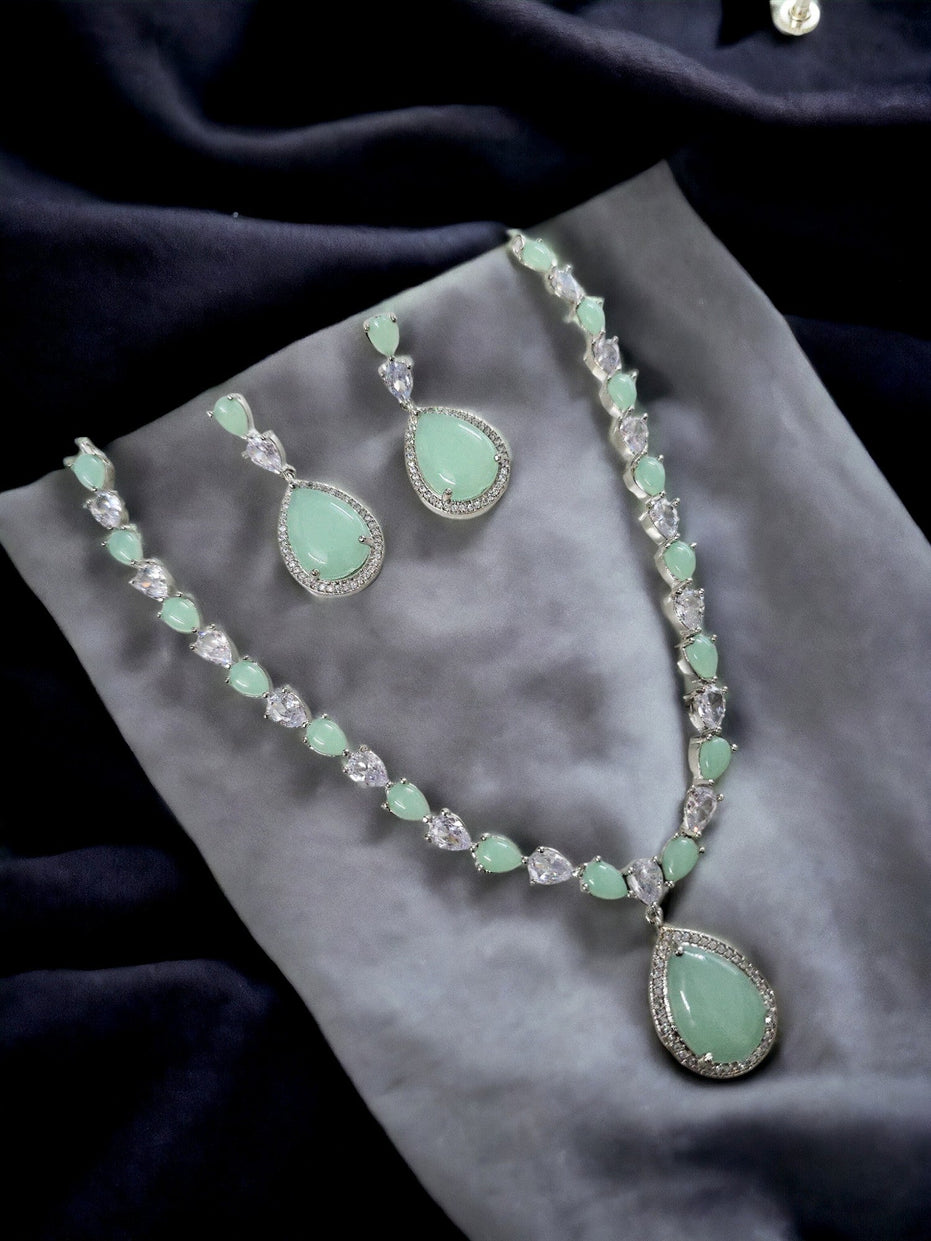 Necklace - Amethyst Shine Necklace - Opal Touch