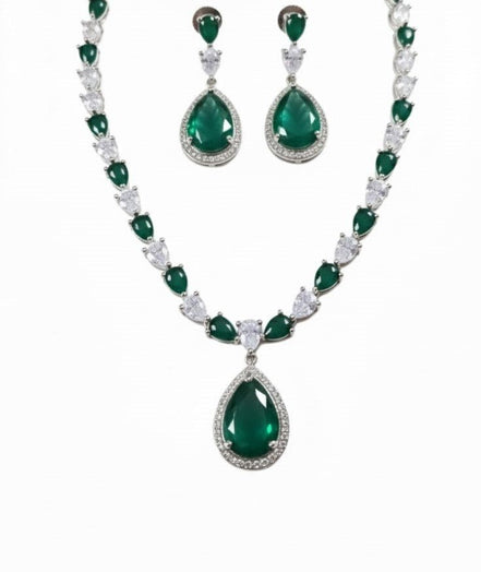 Amethyst Shine Necklace - Opal Touch