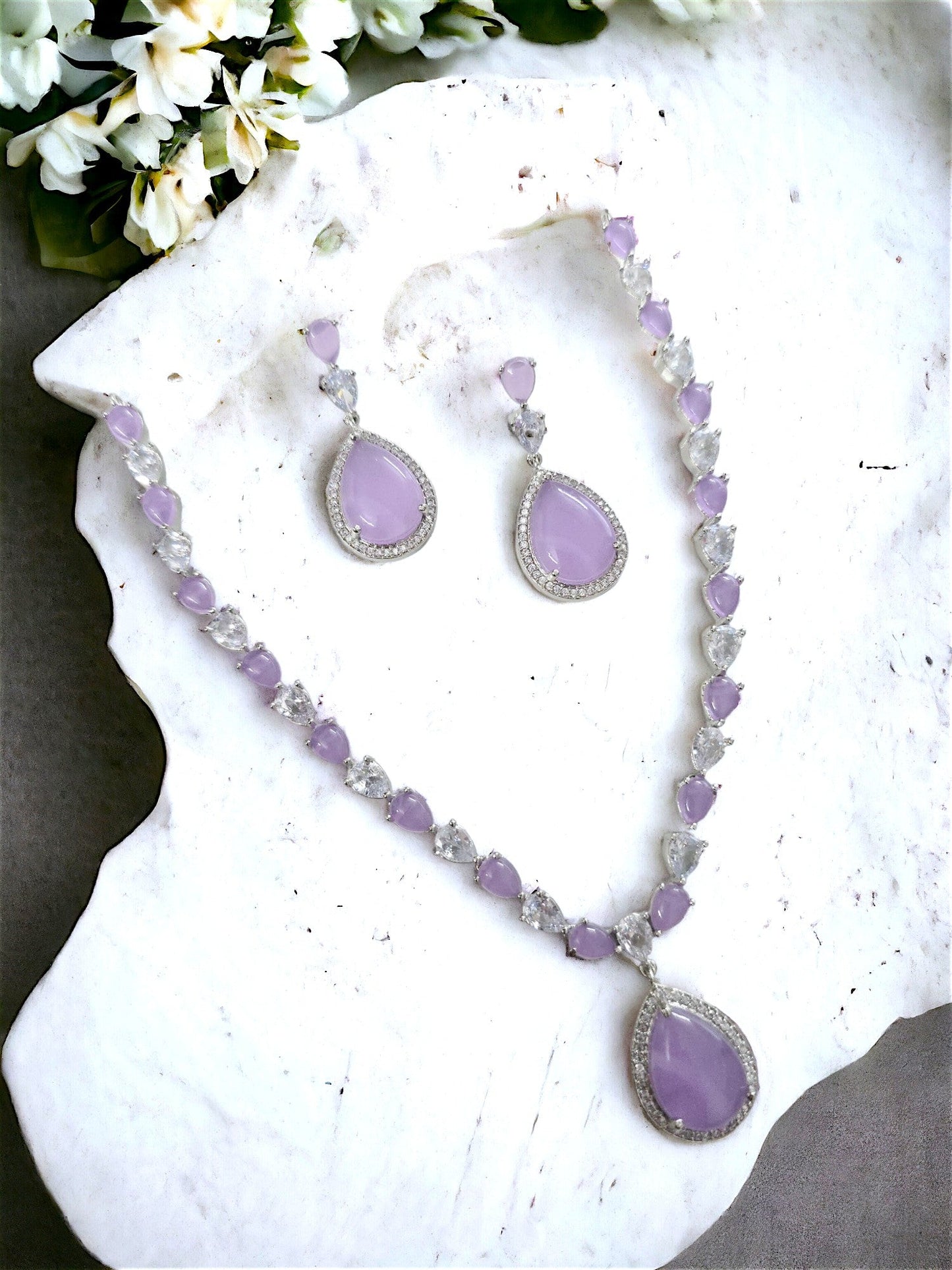 Necklace - Amethyst Shine Necklace - Opal Touch