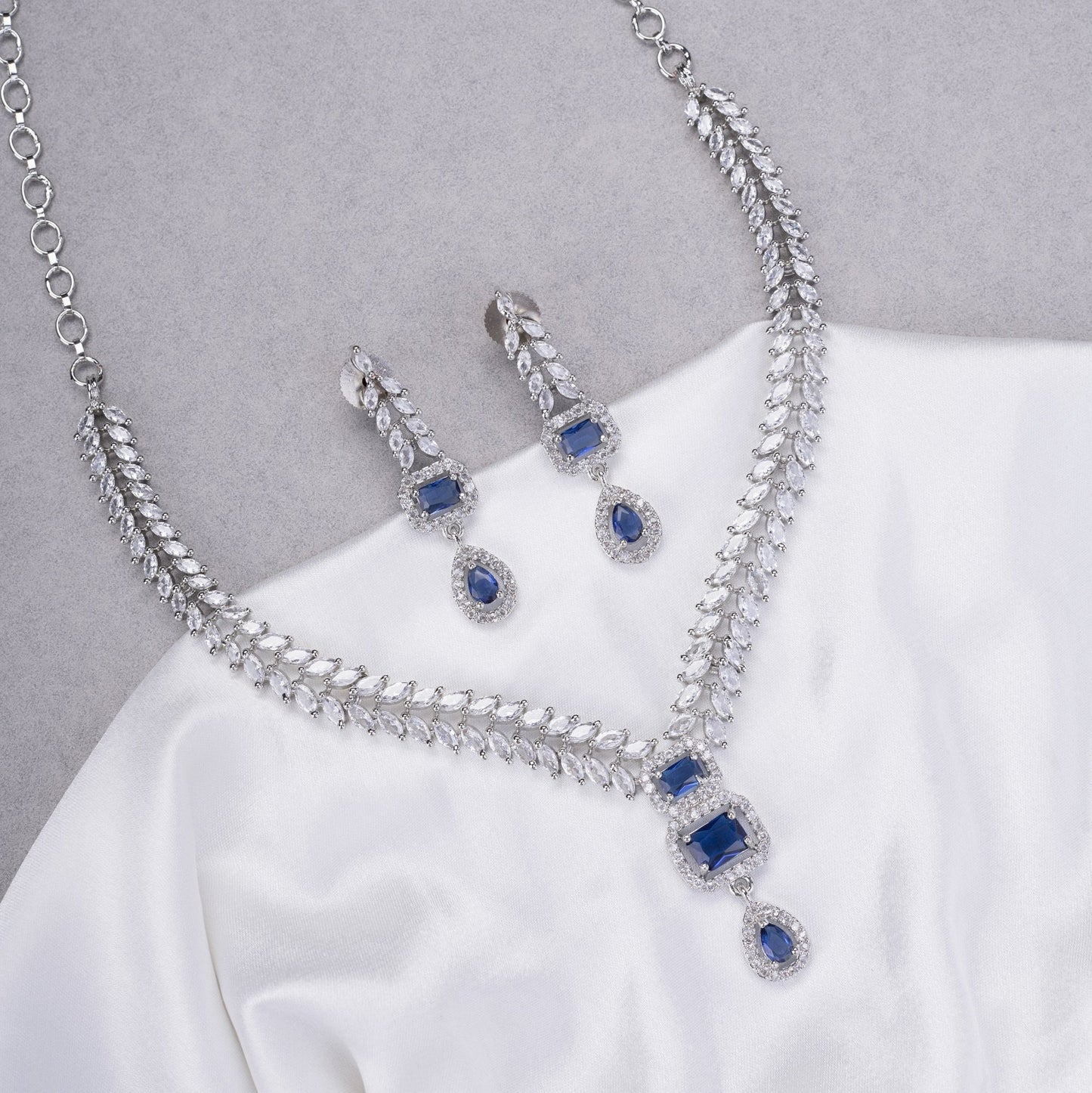 Opal Touch - Beautiful Radiant Necklace - Necklace