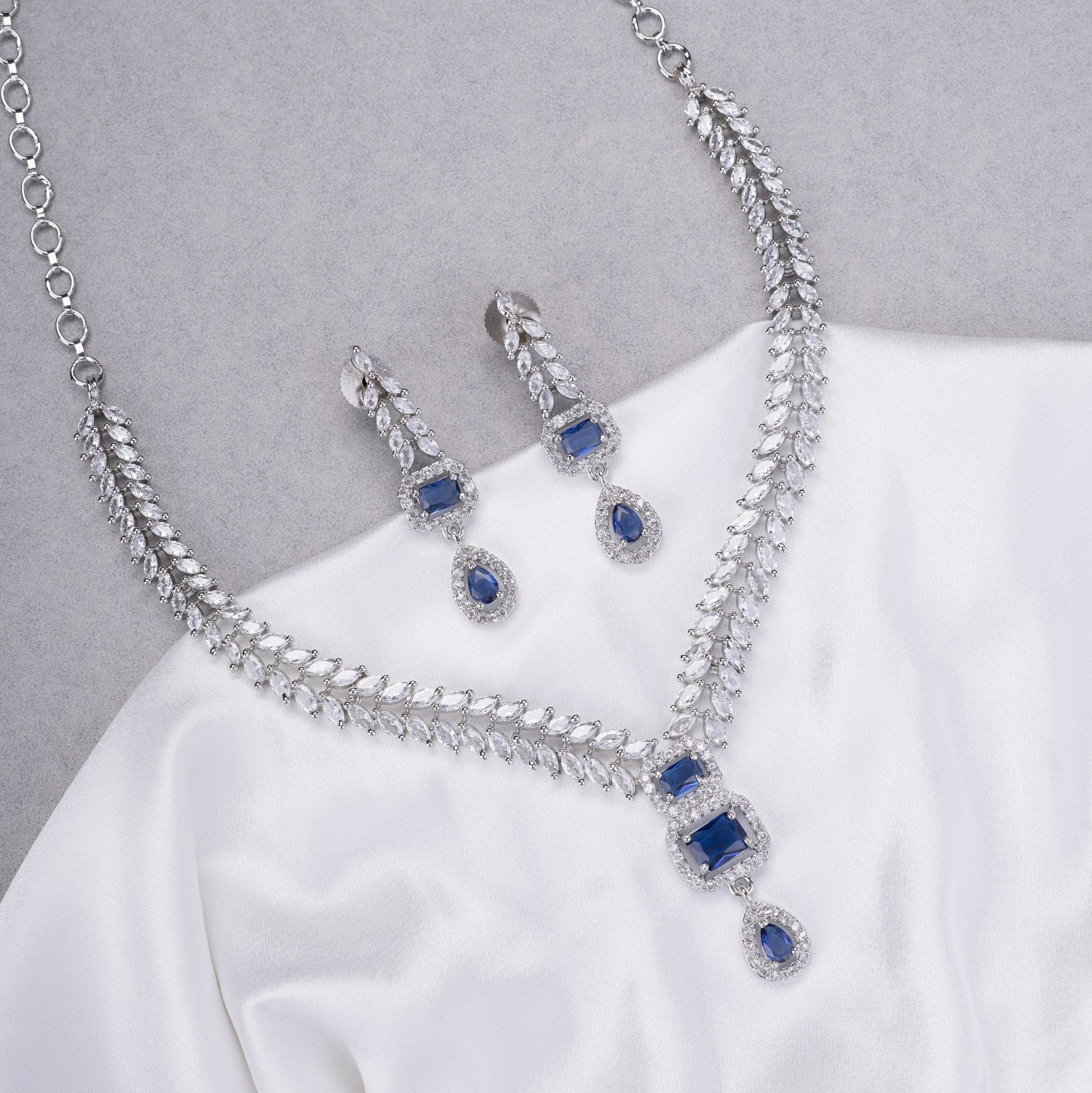 Opal Touch - Beautiful Radiant Necklace - Necklace