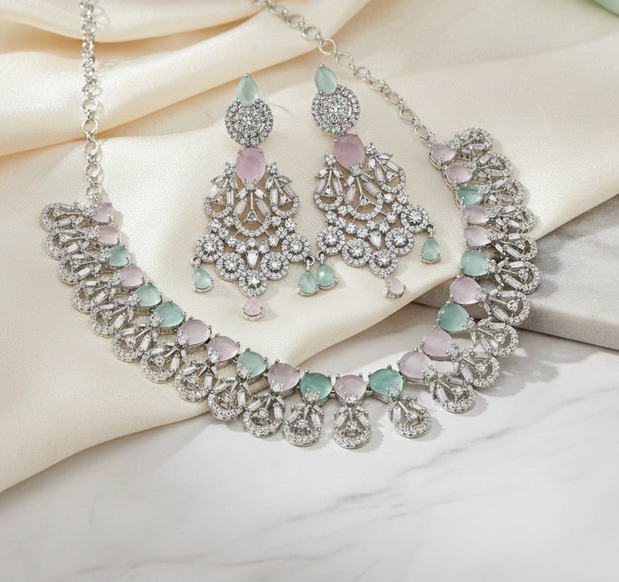 Blooming Elegance Rhodium Necklace - Opal Touch