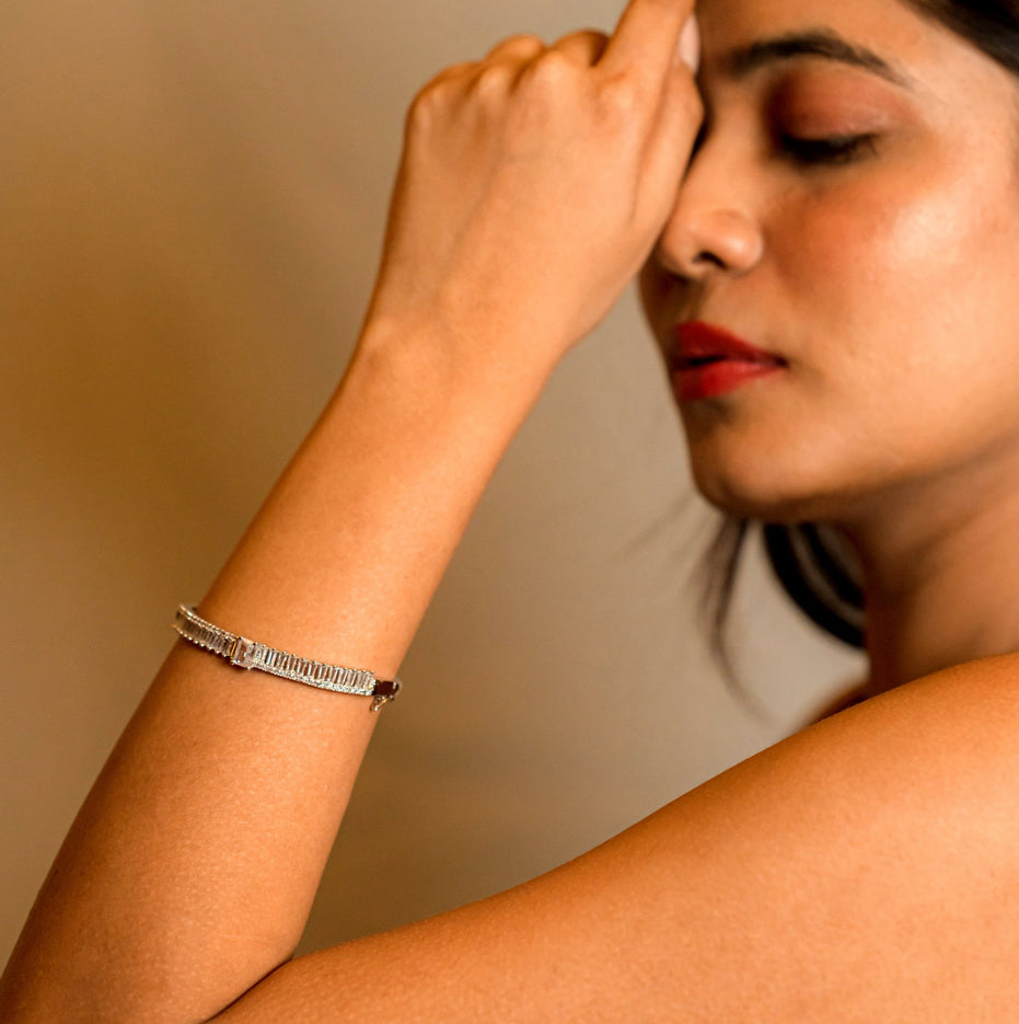 Opal Touch - Captivating White Rhodium Bracelet - Bracelets