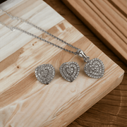 Opal Touch - Chic Rhodium Locket Set with Heart-Shaped Pendant - Locket Set