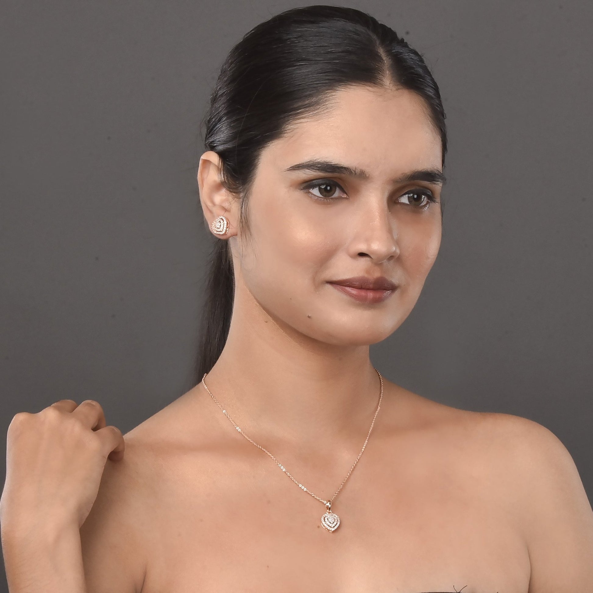 Opal Touch - Chic Rose Gold Locket Set with Heart-Shaped Pendant - Locket Set