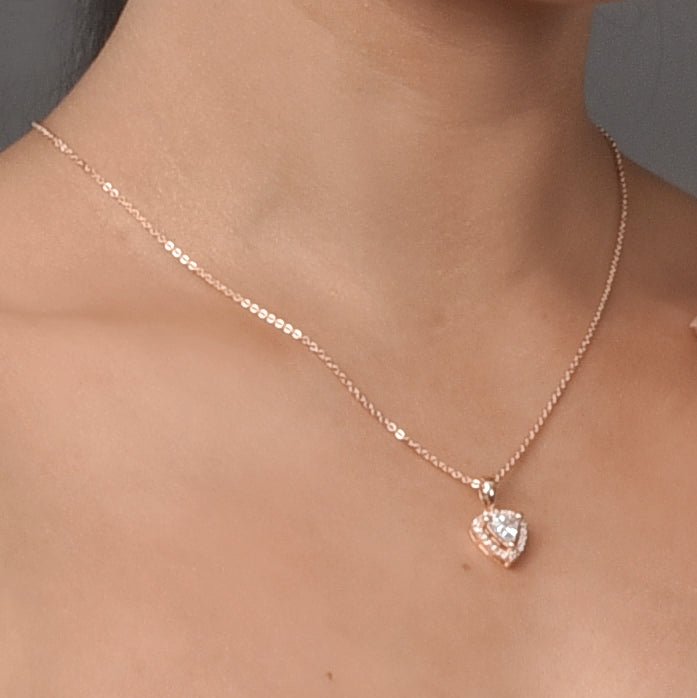 Opal Touch - Chic Rose Gold Locket Set with Heart-Shaped Pendant - Locket Set