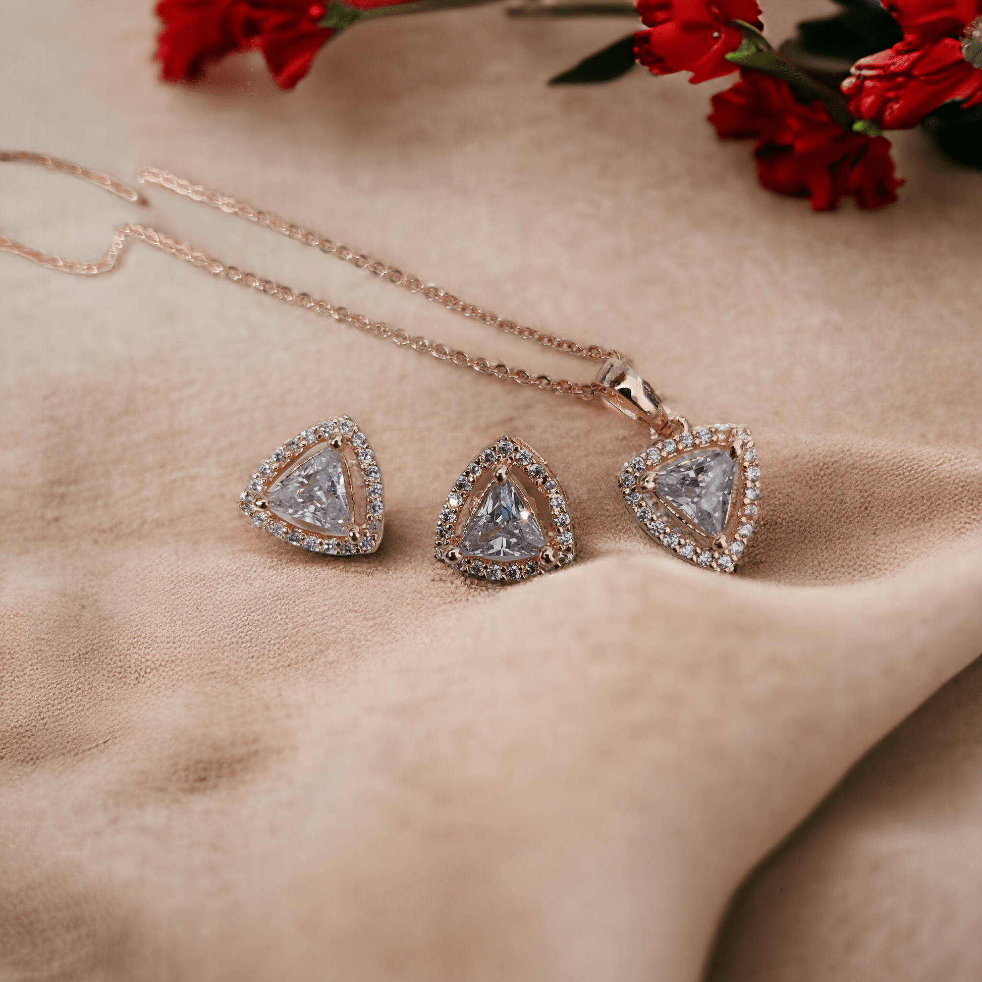 Opal Touch - Chic Rose Gold Locket Set with Heart-Shaped Pendant - Locket Set