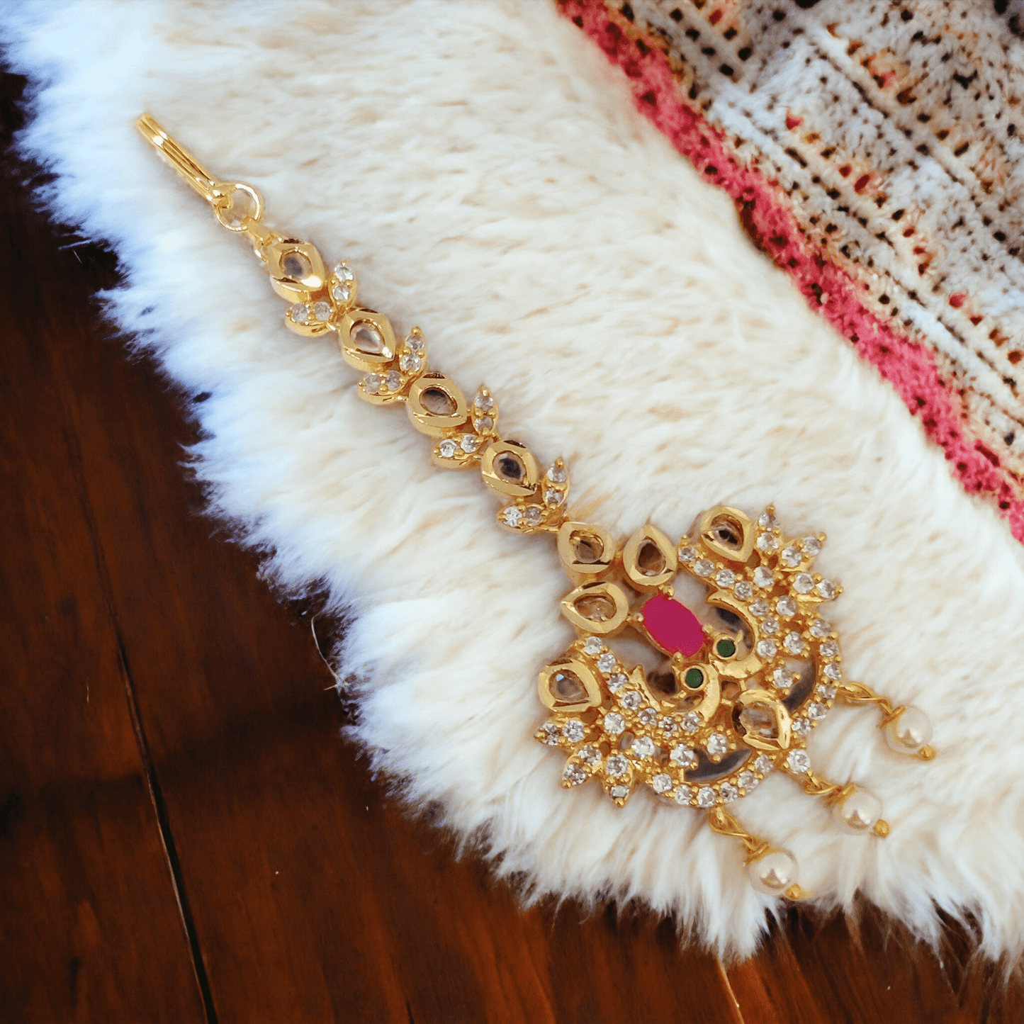 Opal Touch - Crimson Charm Gold Tika - Tika