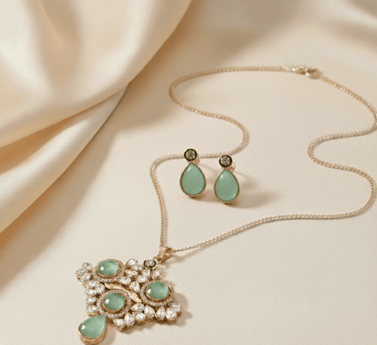 Locket Set - Crimson Empress Gold Plated Locket Set - Opal Touch