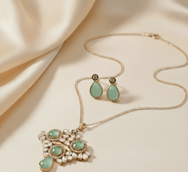 Locket Set - Crimson Empress Gold Plated Locket Set - Opal Touch