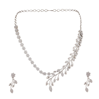 Opal Touch - Delicate Pendant Necklace -