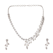 Opal Touch - Delicate Pendant Necklace -