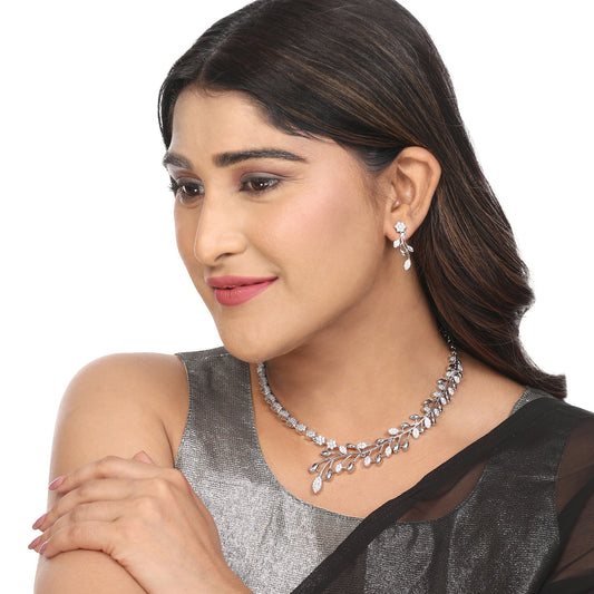 Opal Touch - Delicate Pendant Necklace -