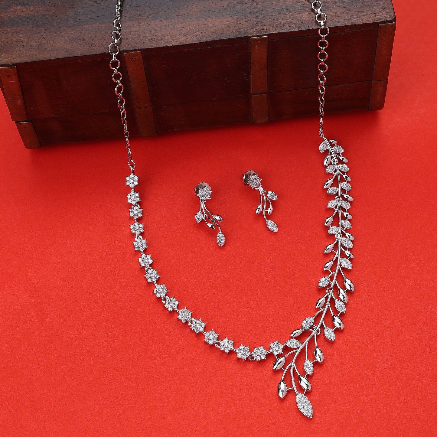 Opal Touch - Delicate Pendant Necklace -