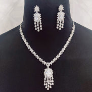 Opal Touch - Delicate Rhodium Necklace - Necklace