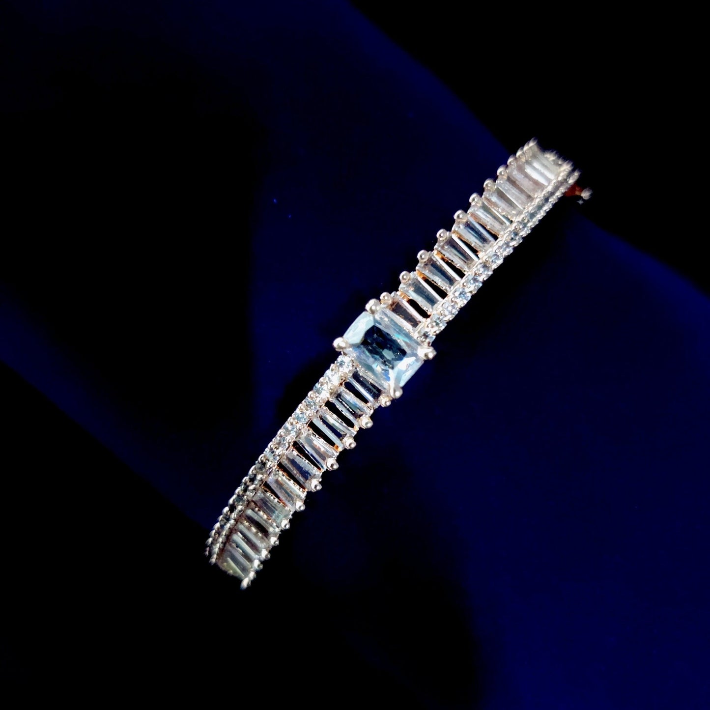 Opal Touch - Elegance in White Rose Gold Bracelet - Bracelets