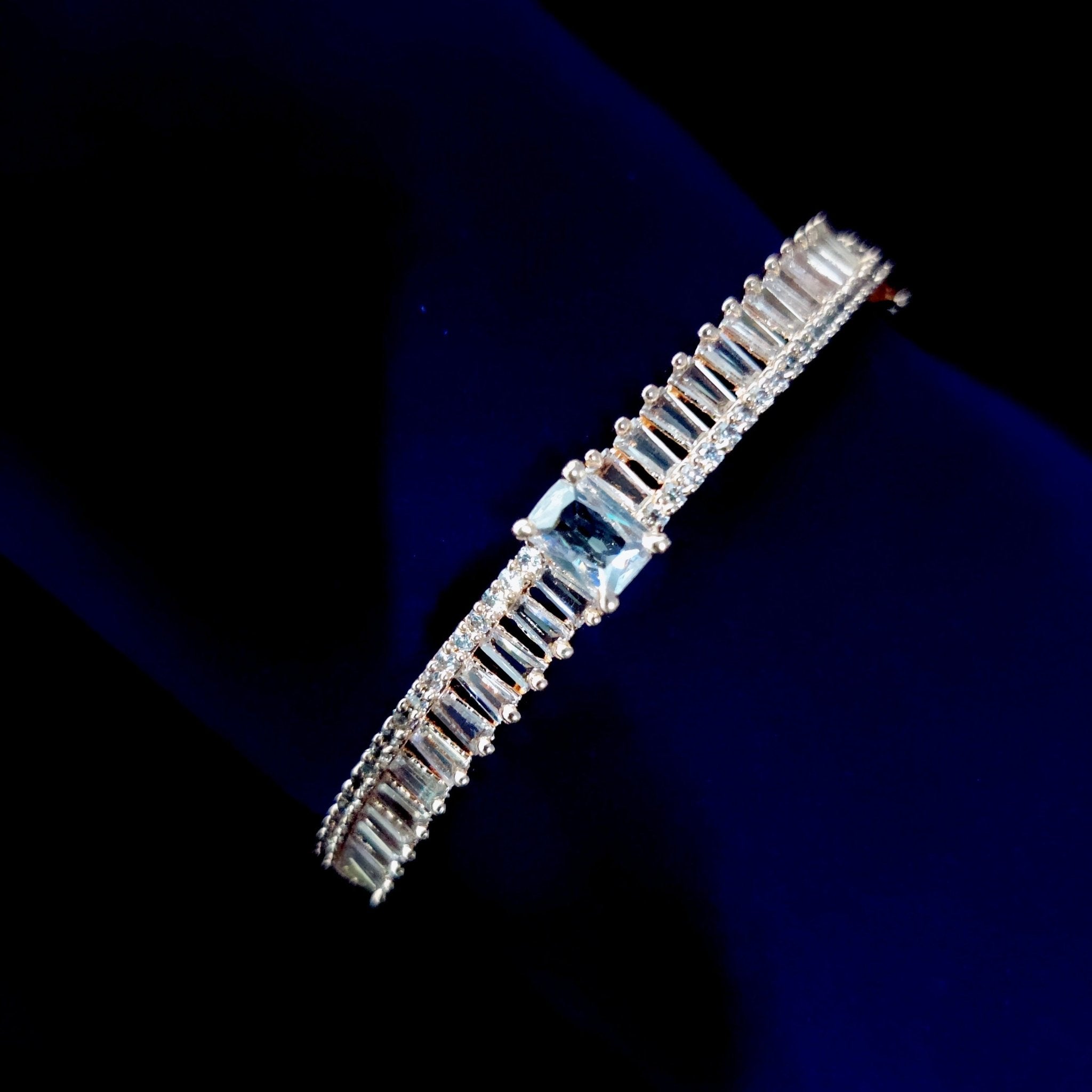Opal Touch - Elegance in White Rose Gold Bracelet - Bracelets