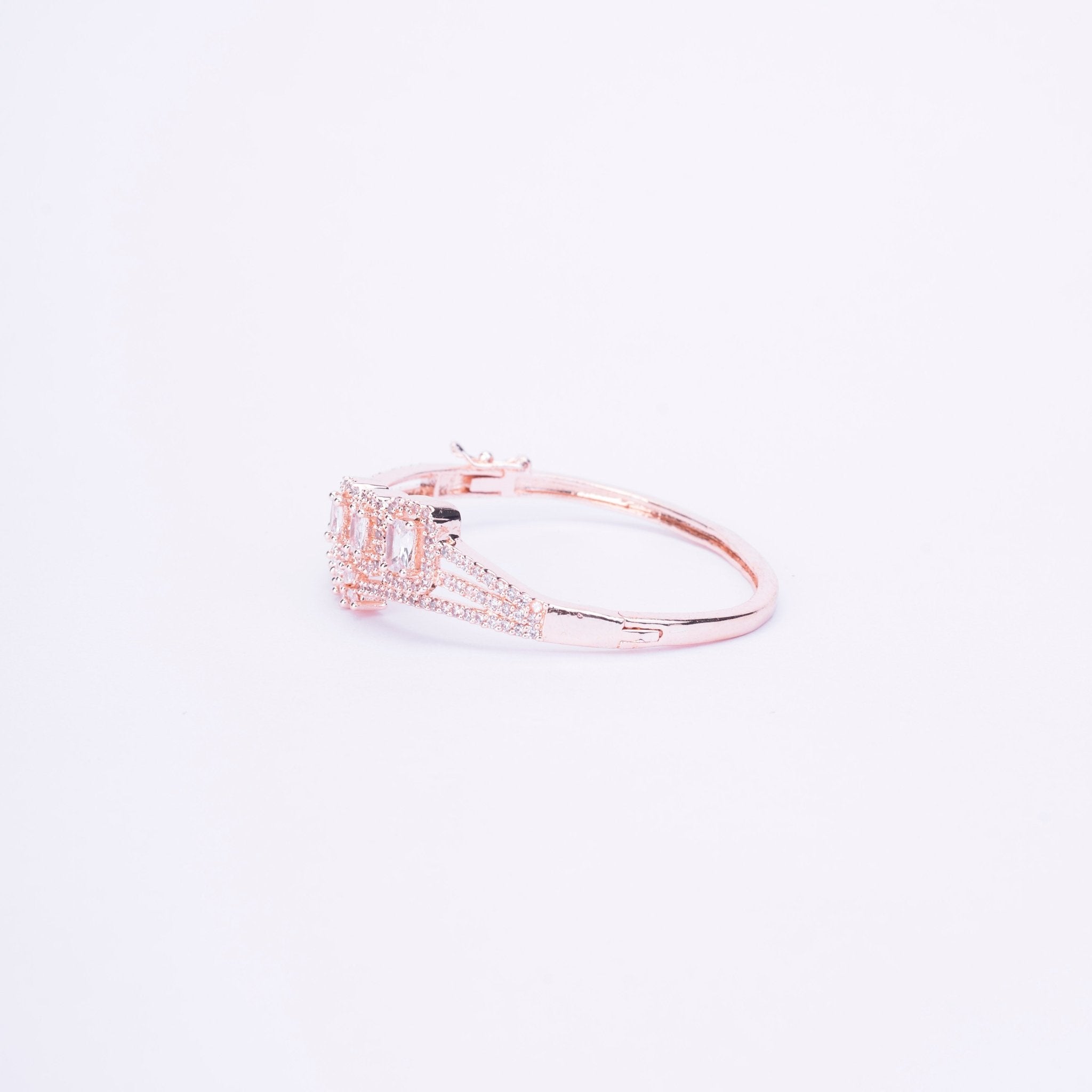Opal Touch - Elegant Precious Cubic ZIrconia Bracelet - Bracelet