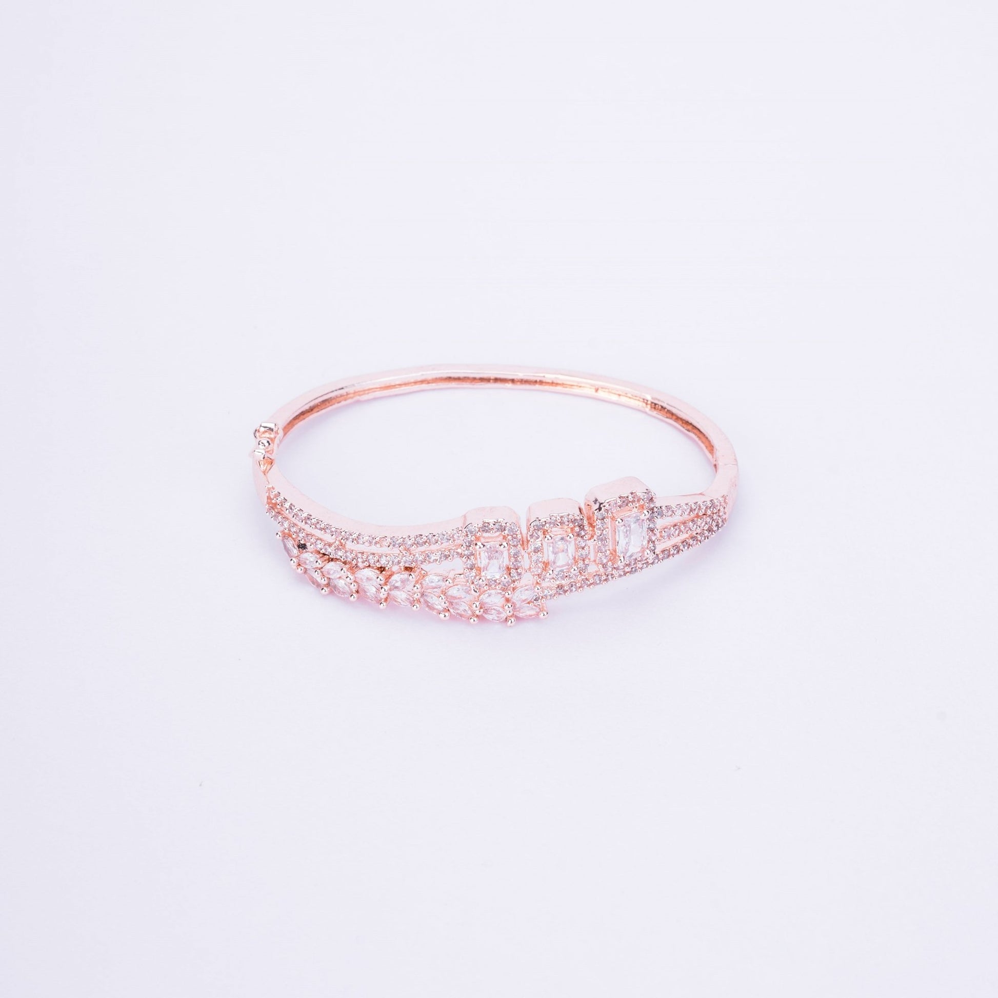 Opal Touch - Elegant Precious Cubic ZIrconia Bracelet - Bracelet