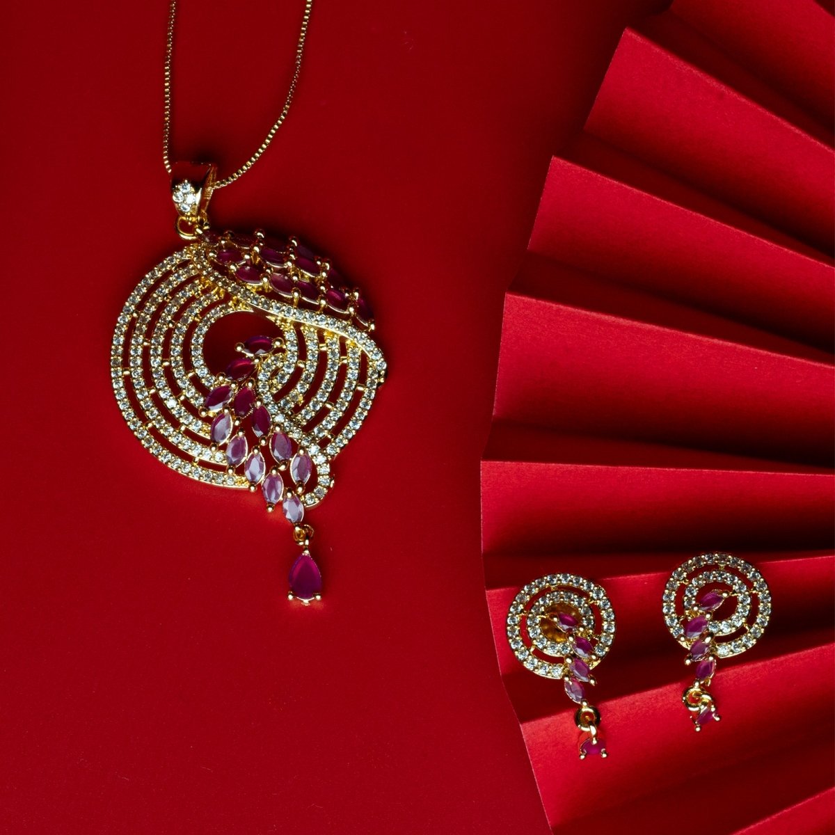 Emerald Ruby Parrot Statement Locket Set - Opal Touch