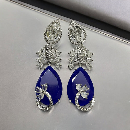 Opal Touch - Enchanted Emerald Earrings - Earrings