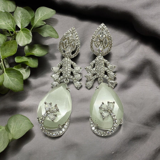 Opal Touch - Enchanted Emerald Earrings - Earrings