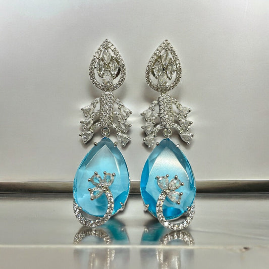 Opal Touch - Enchanted Emerald Earrings - Earrings