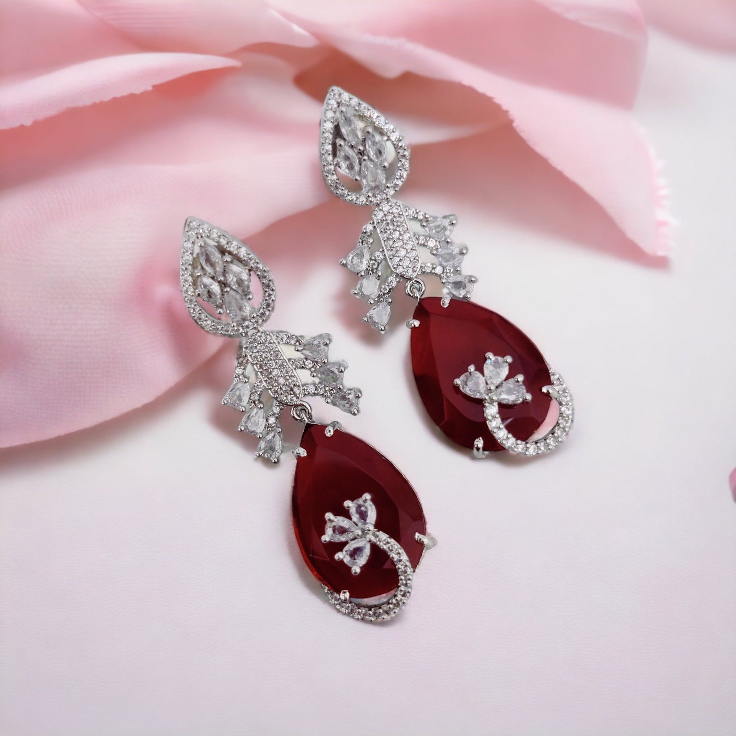 Opal Touch - Enchanted Emerald Earrings - Earrings