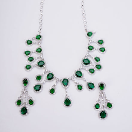 Enchanted Emerald Elegance Necklace in Rhodium - Opal Touch