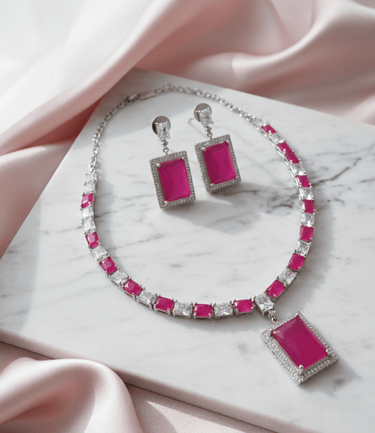 Enchanted Ivy Green Necklace in Rhodium - Opal Touch