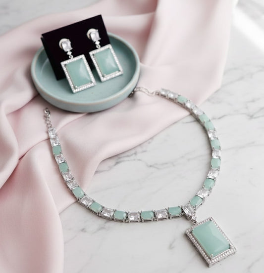 Enchanted Ivy Green Necklace in Rhodium - Opal Touch