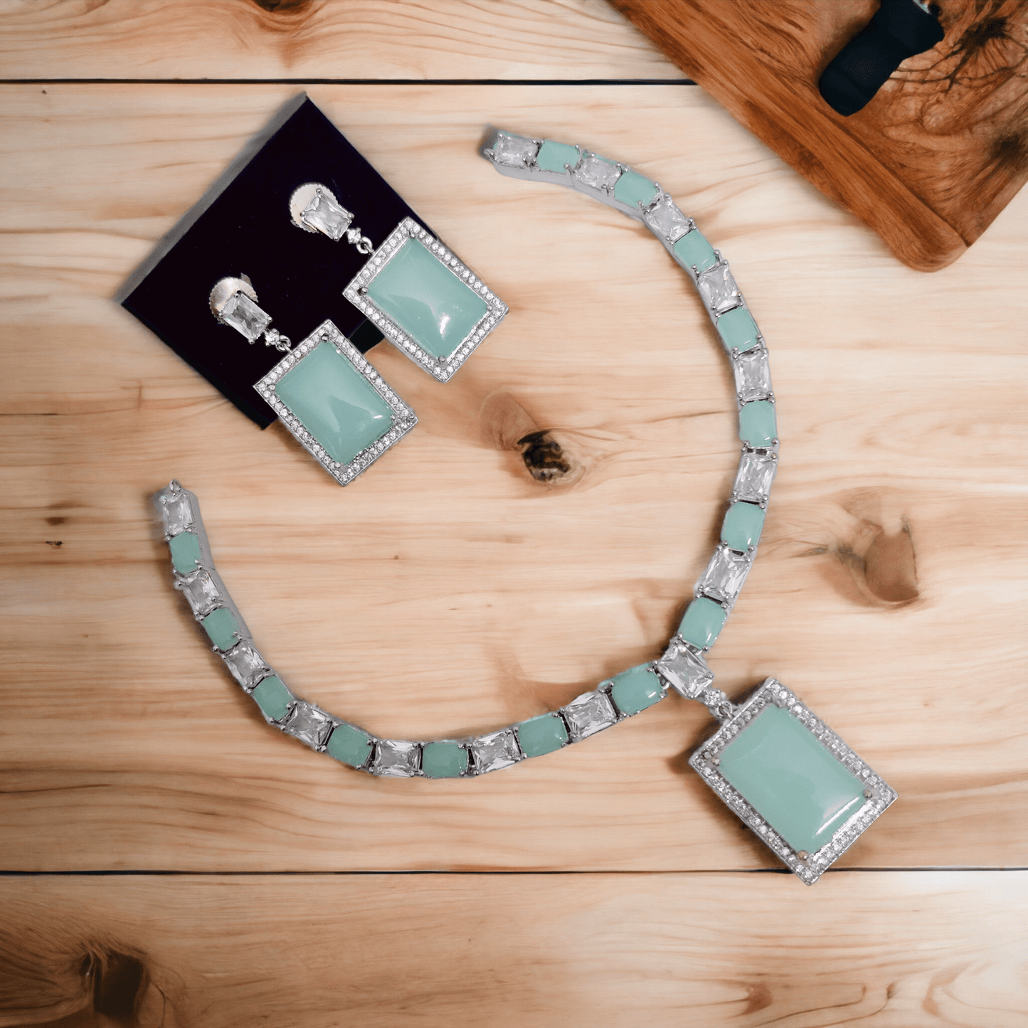 Opal Touch - Enchanted Ivy Green Necklace in Rhodium - Necklace