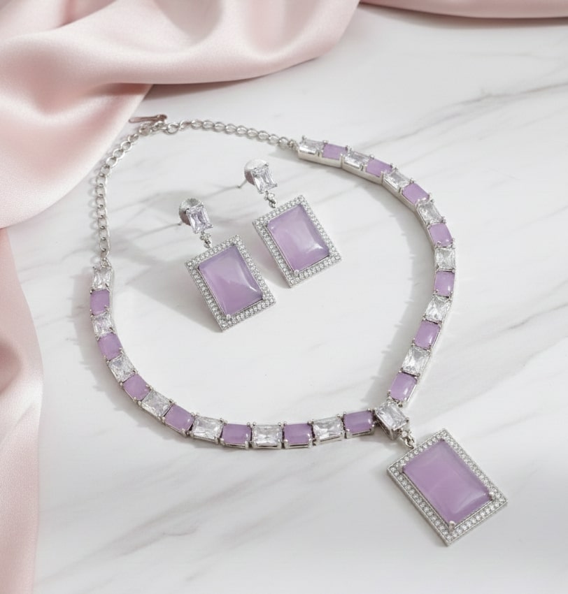 Enchanted Ivy Green Necklace in Rhodium - Opal Touch