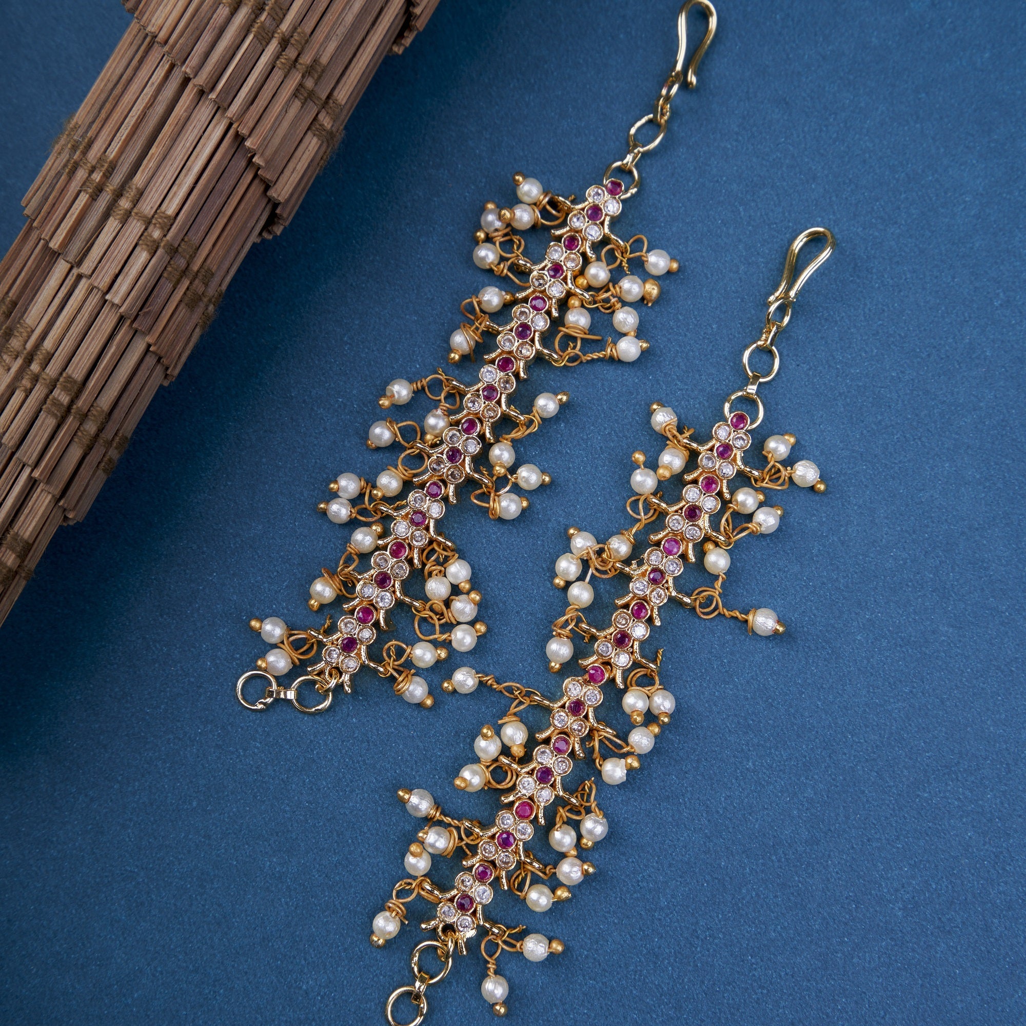 Opal Touch - Enchanting Pearl Alloy Ear Chain - Ear chain (Matil)