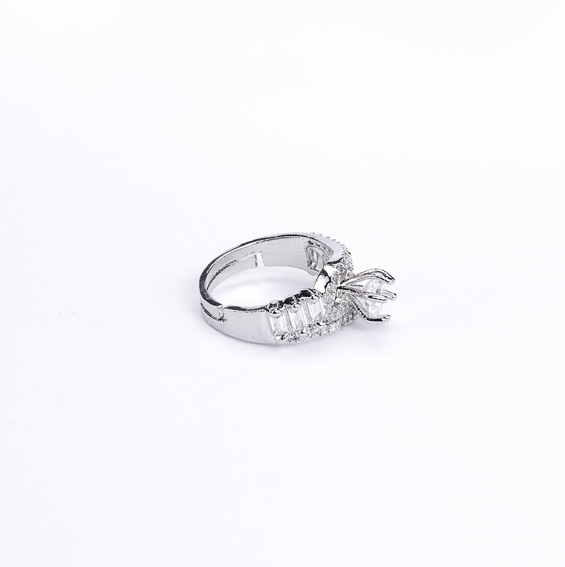 Opal Touch - Exquisite Love Knot - Rings