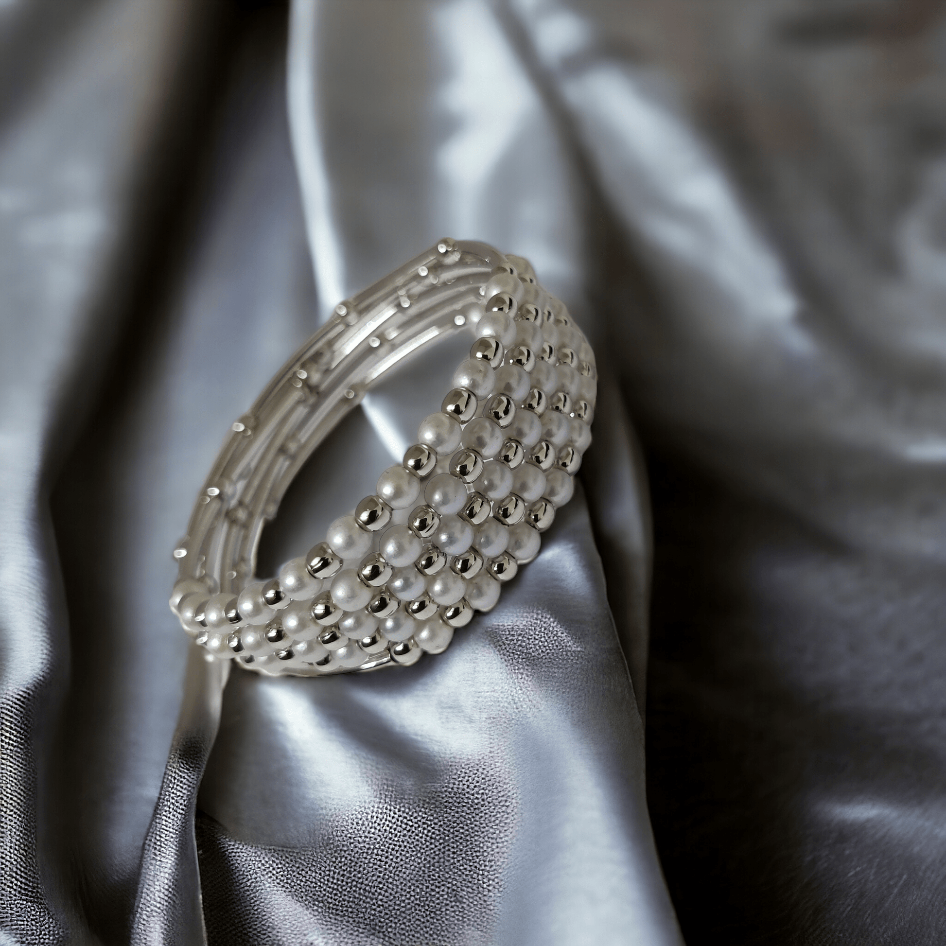 Opal Touch - Flexible 5 Line Bracelete - Bracelet