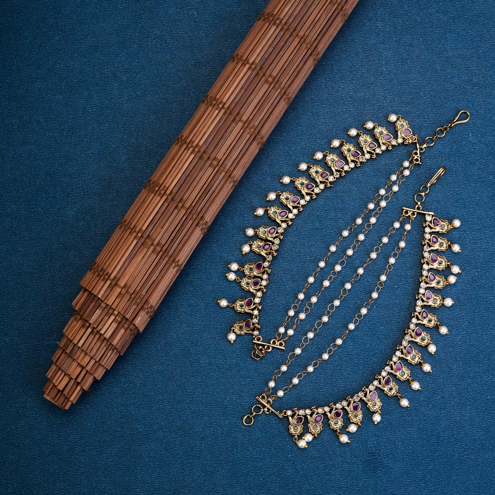 Kaan Chain - Floral Swan Matte Black Matil - Opal Touch