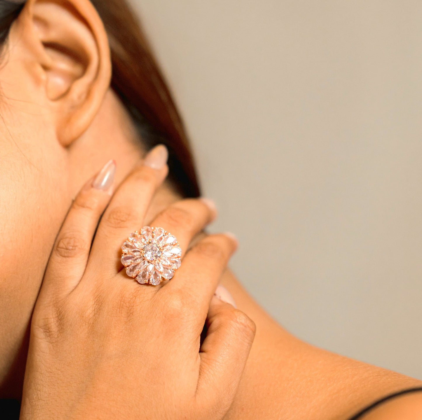 Opal Touch - Frosty Elegance Rose Gold Ring - Ring