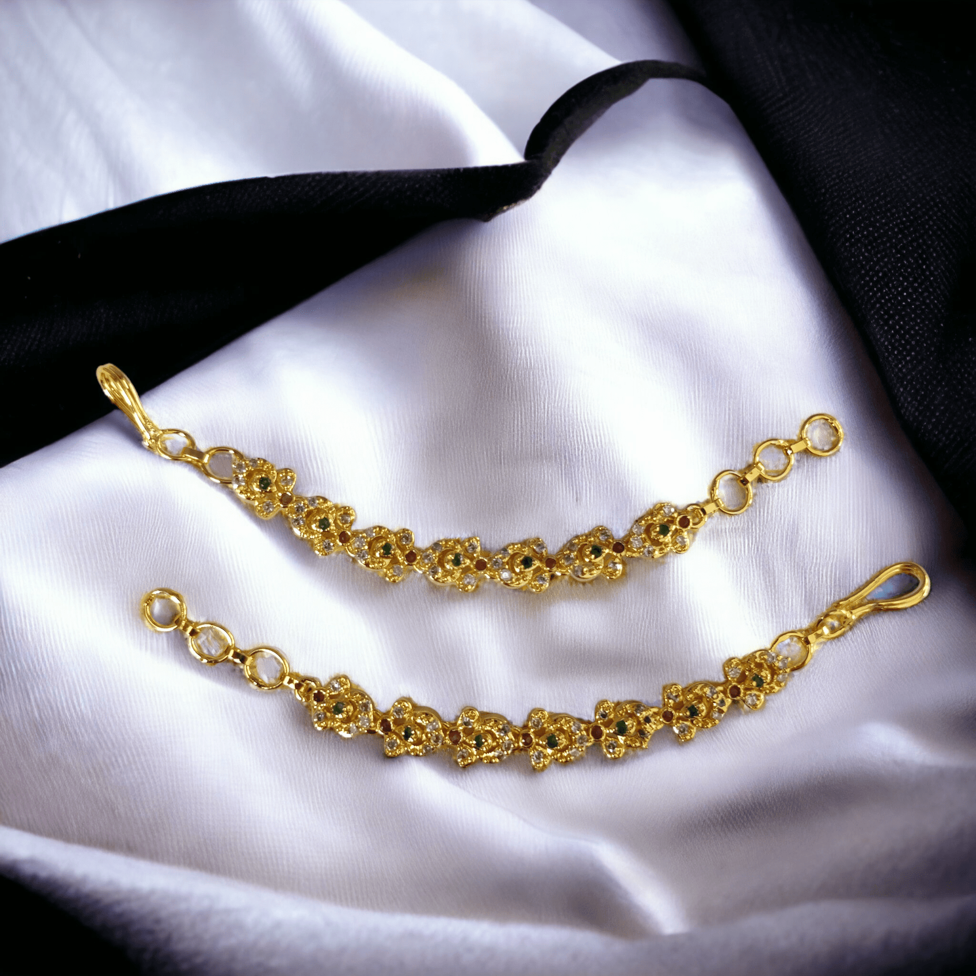 Opal Touch - Gilded Harmony Matil - Red-Green-White Gold Plated - Ear Chain