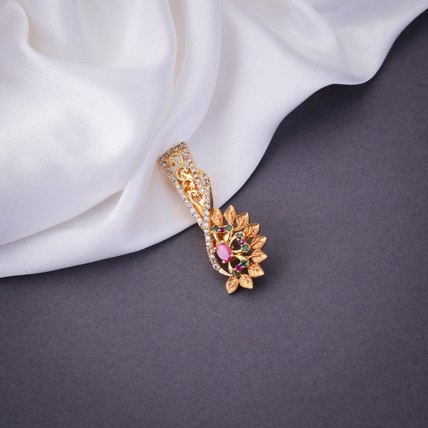 Saree Pin - Glamorous Modern Saree Pin - Opal Touch