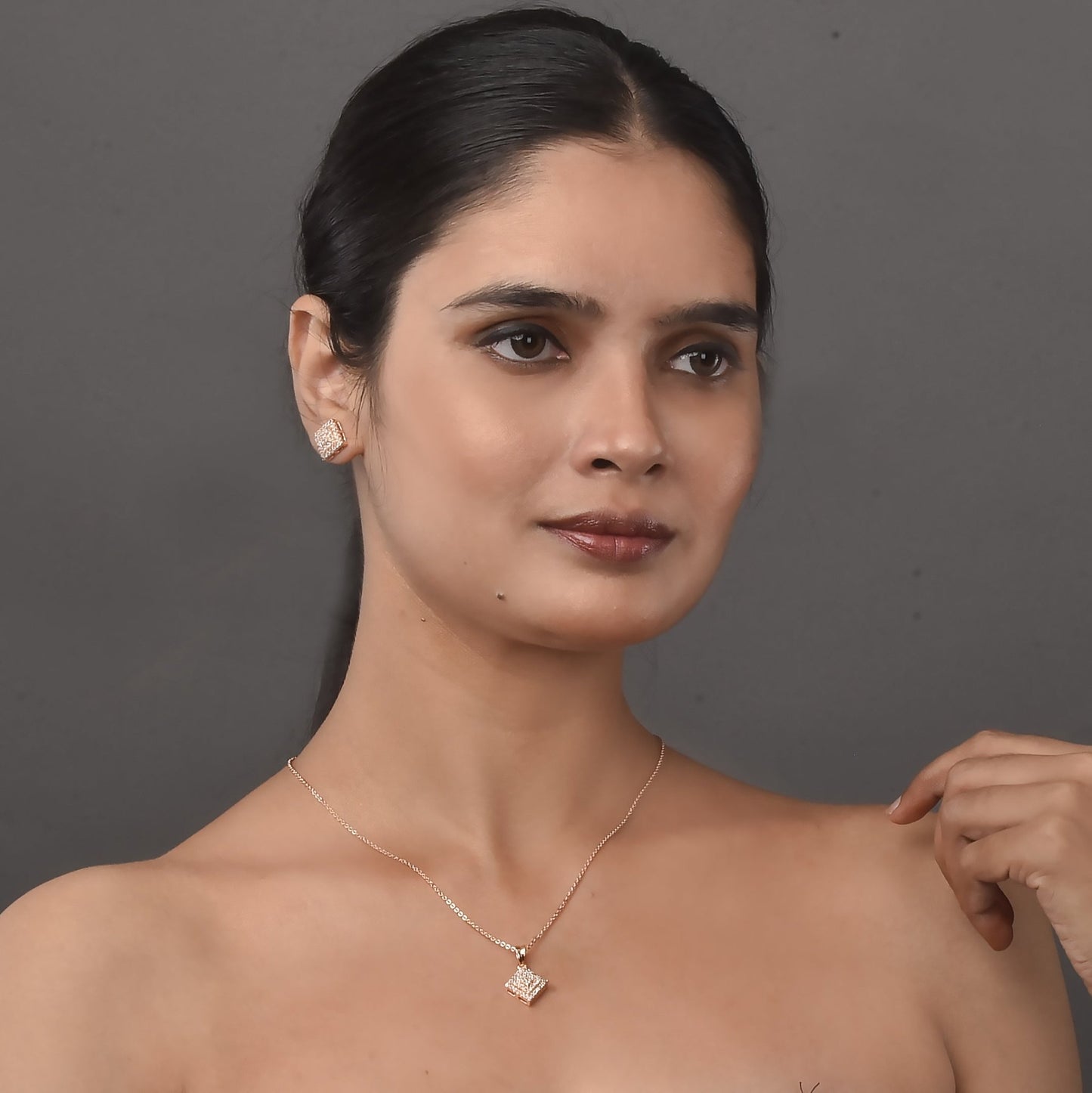 Opal Touch - Glamorous Rose Gold Locket Set with Diamante Border - Locket Set