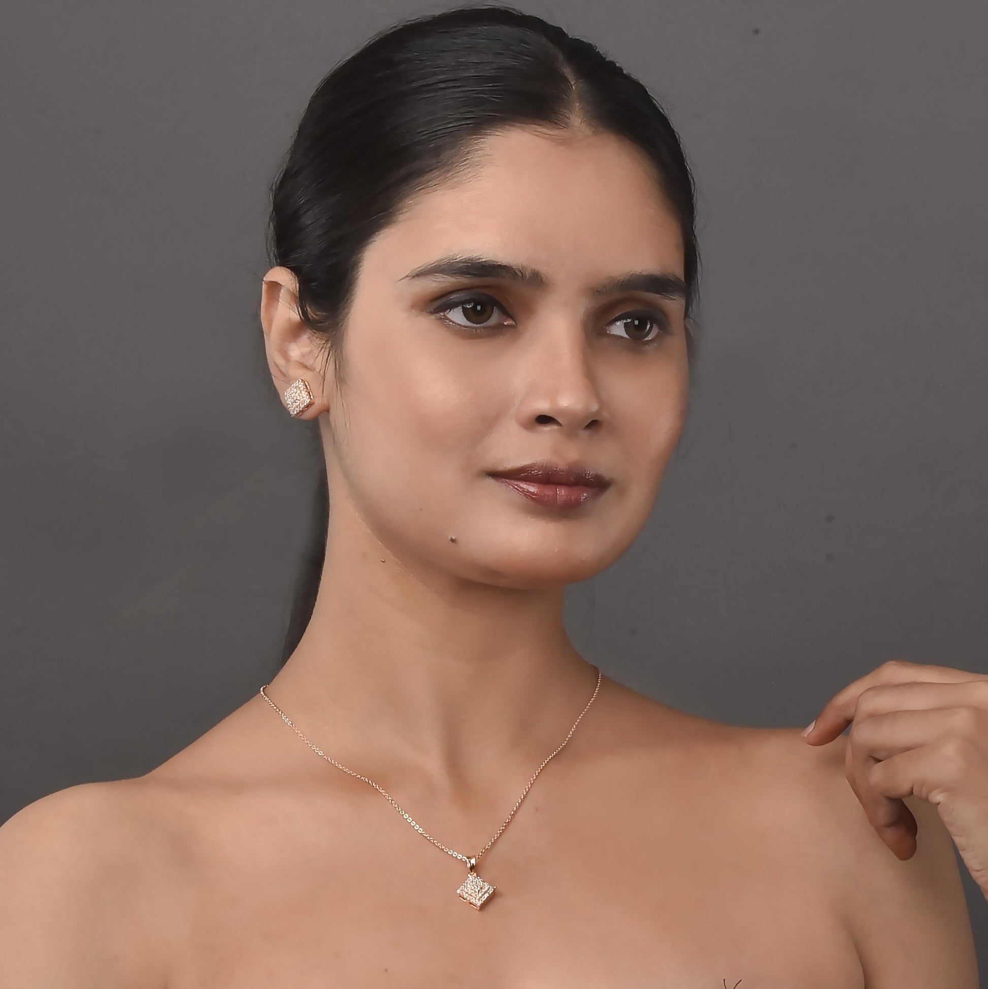 Opal Touch - Glamorous Rose Gold Locket Set with Diamante Border - Locket Set