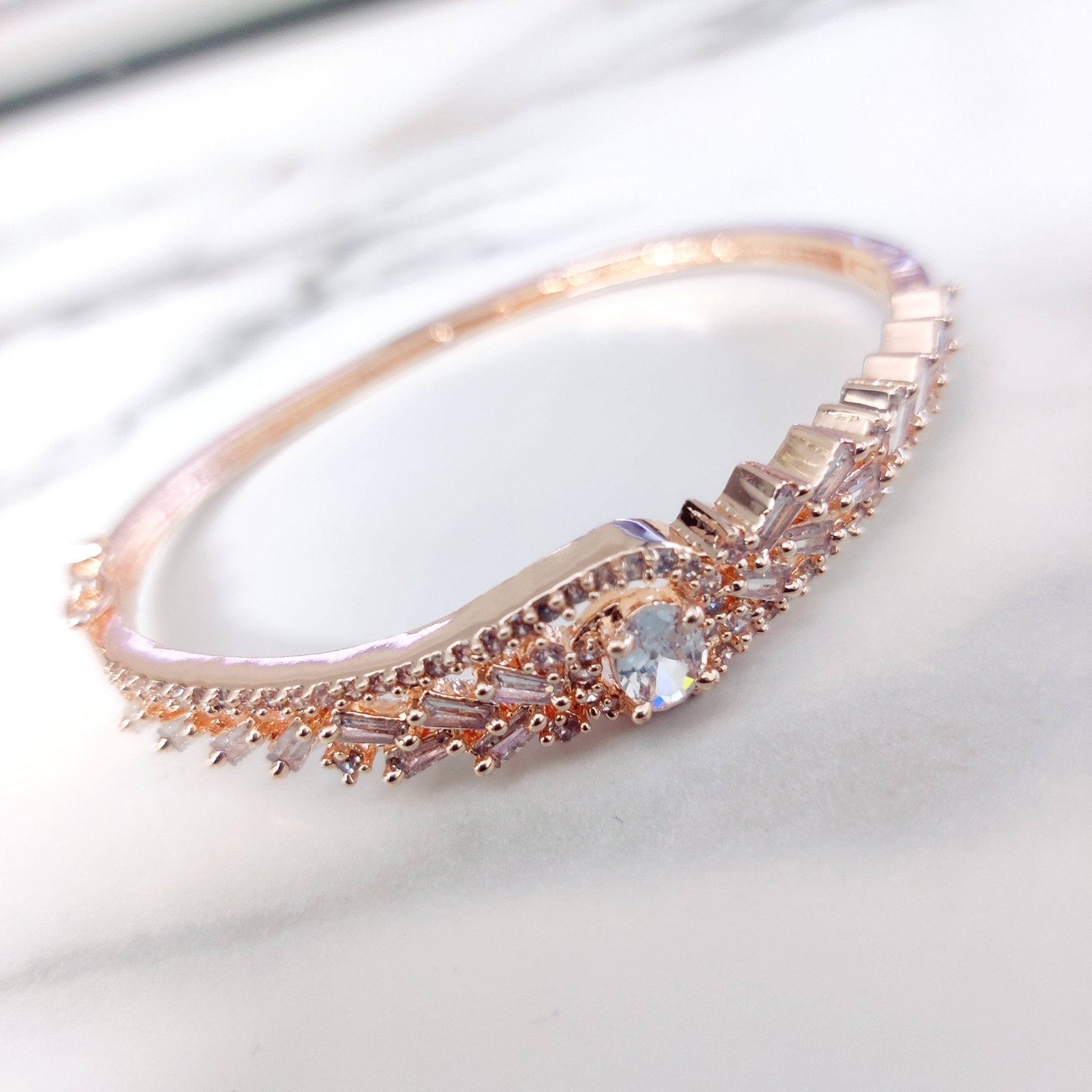 Opal Touch - Glamour in White Rose Gold Bracelet - Bracelets