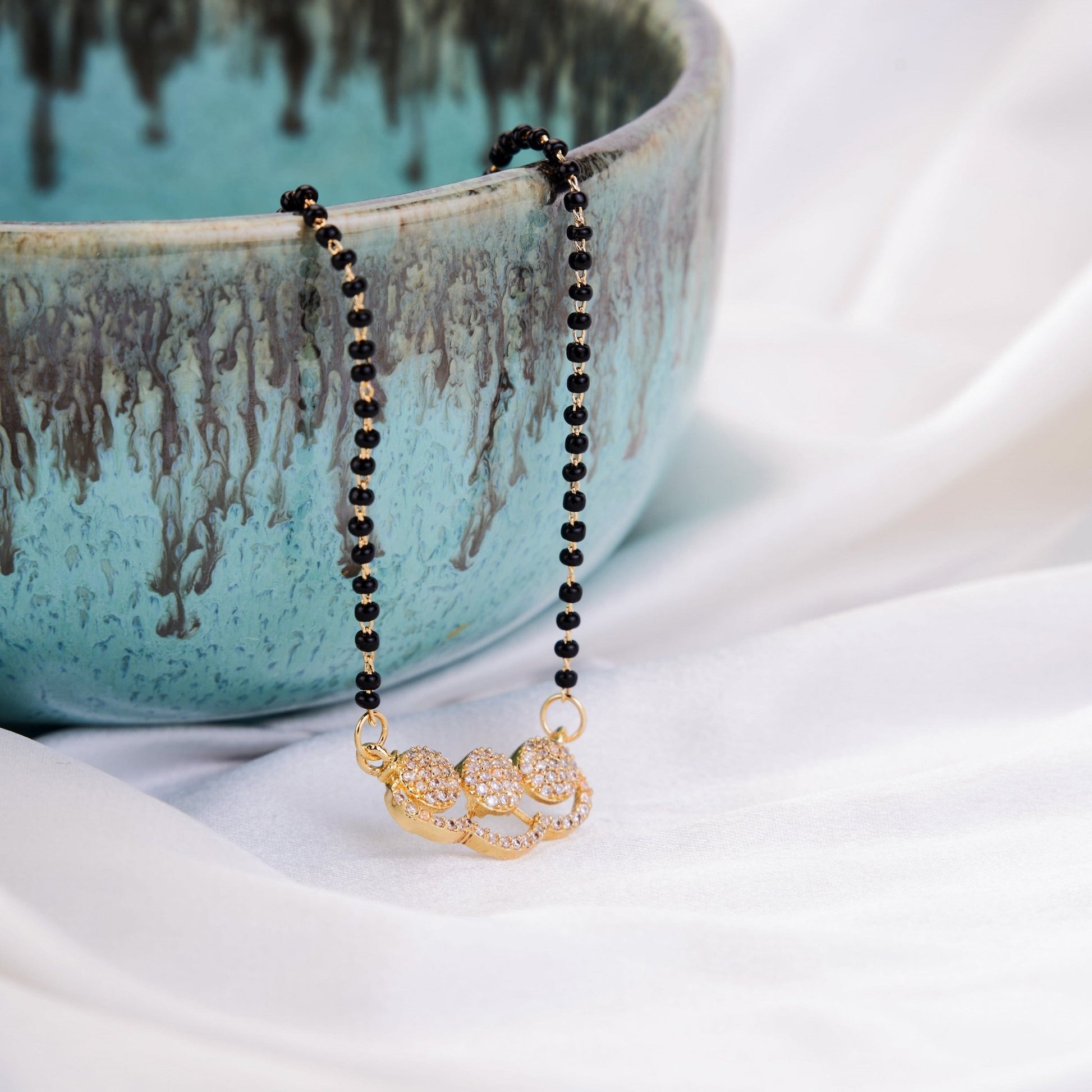 Mangalsutra - Golden Harmony Mangalsutra - Opal Touch