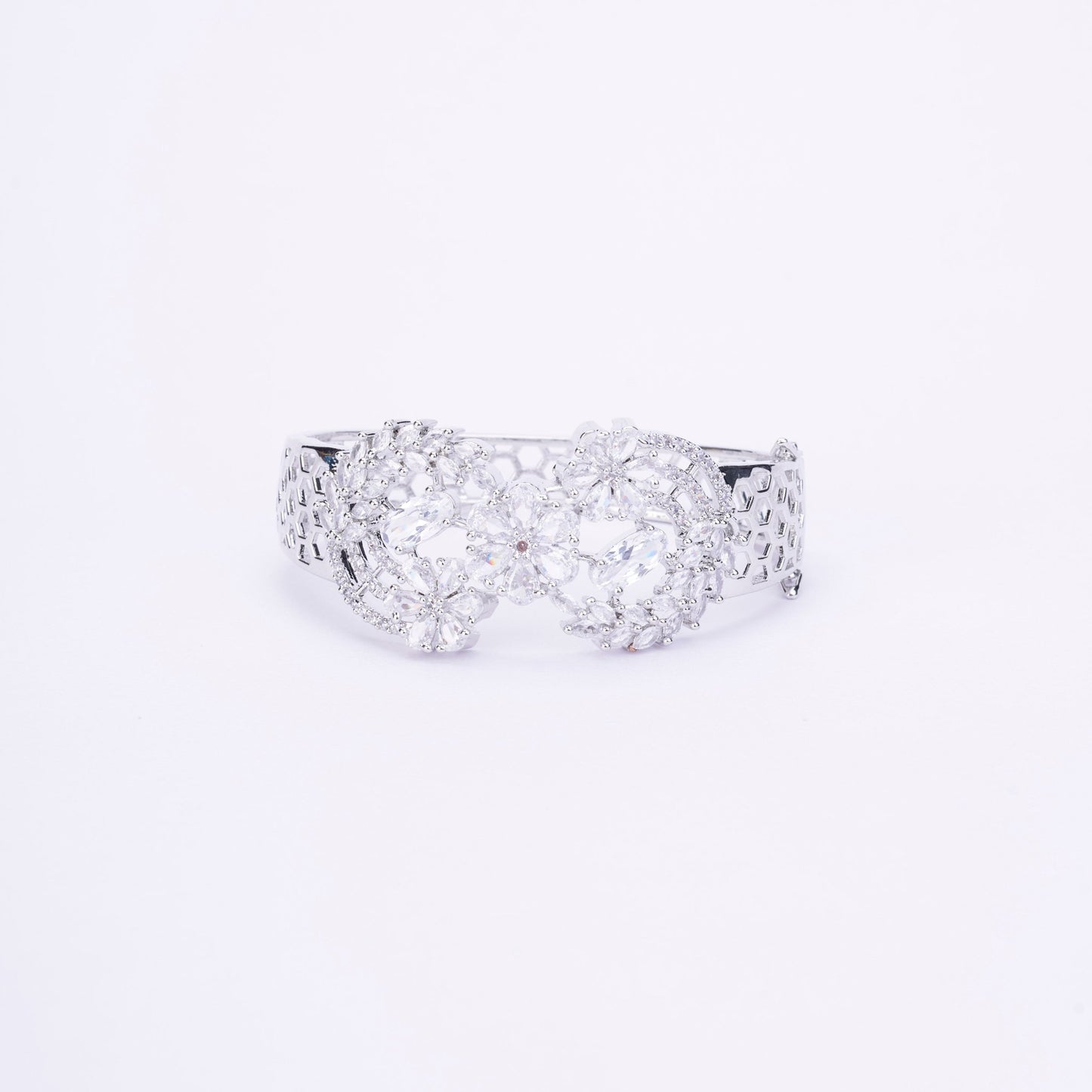 Opal Touch - Graceful Flower Kada Bracelet - Bracelet