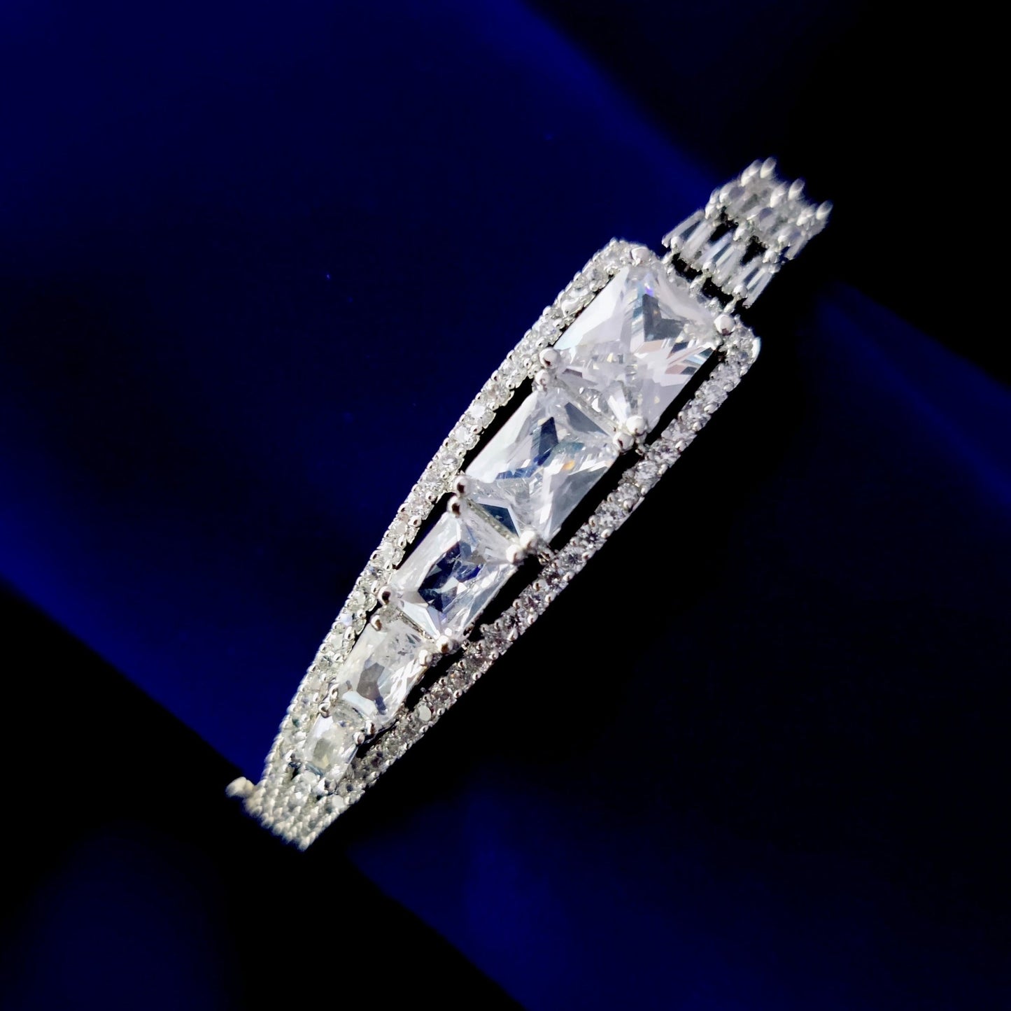 Opal Touch - Graceful White Rhodium Bracelet - Bracelets