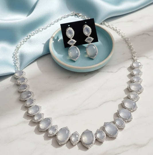 Grey Elegance Necklace in Rhodium - Opal Touch